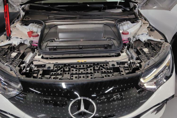Used Mercedes-Benz EQE 2022 350 Pioneer Edition Engine Bay