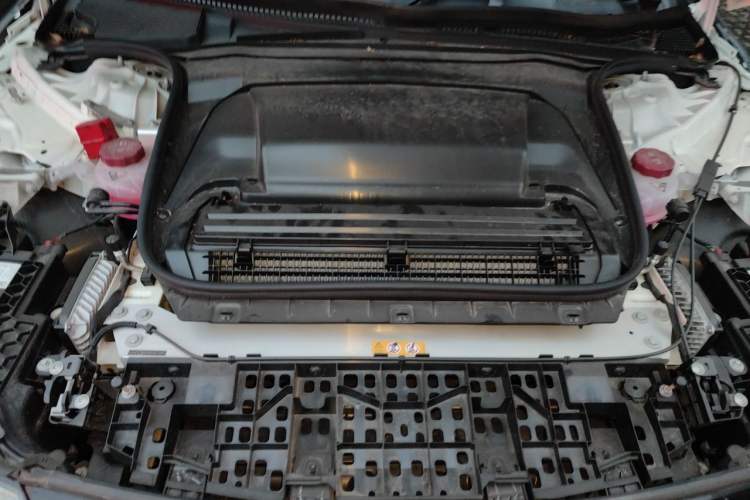 Used Mercedes-Benz EQE 2022 350 First Edition Special Version Engine Bay