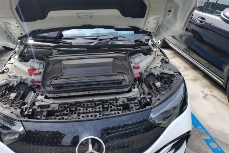 Used Mercedes-Benz EQE 2022 350 First Edition Special Version Engine Bay Left