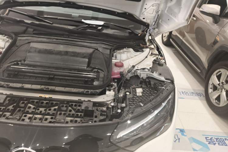 Used Mercedes-Benz EQE 2022 350 Pioneer Edition Engine Bay Left
