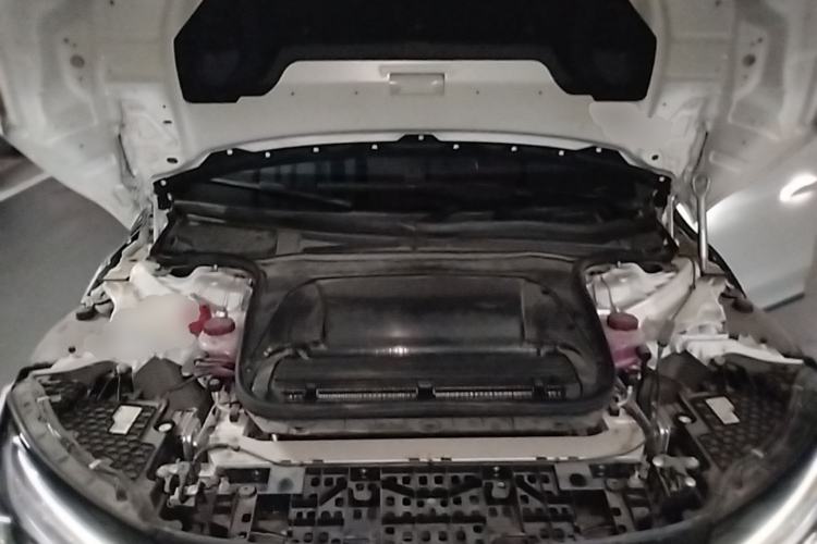 Used Mercedes-Benz EQE 2022 350 Luxury Edition Engine Bay