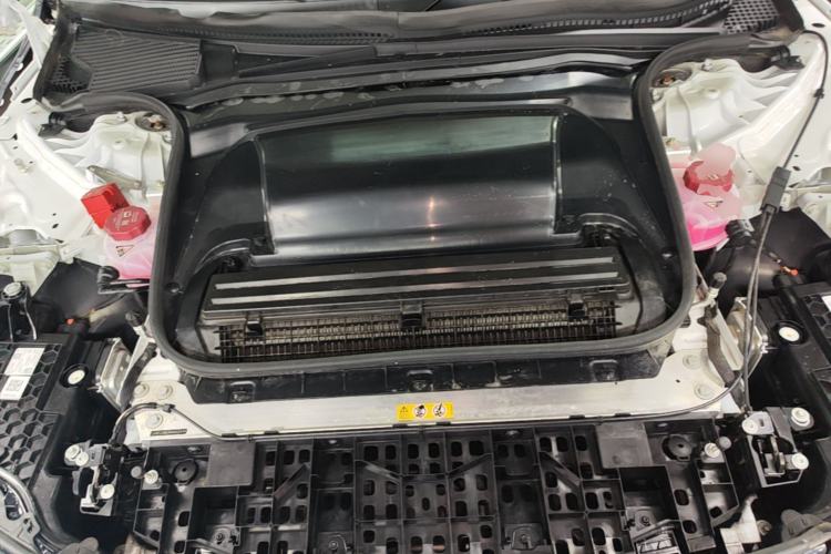 Used Mercedes-Benz EQE 2022 350 Luxury Edition Engine Bay