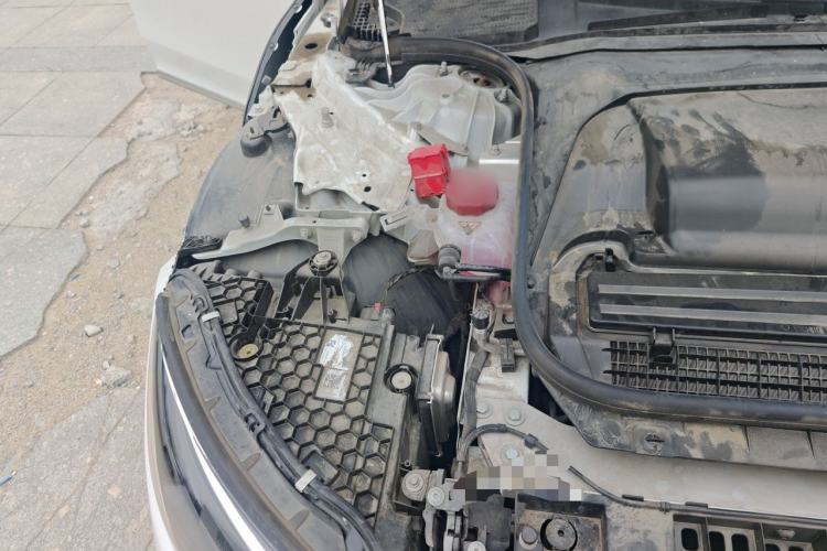 Used Mercedes-Benz EQE 2022 350 Luxury Edition Engine Bay Right