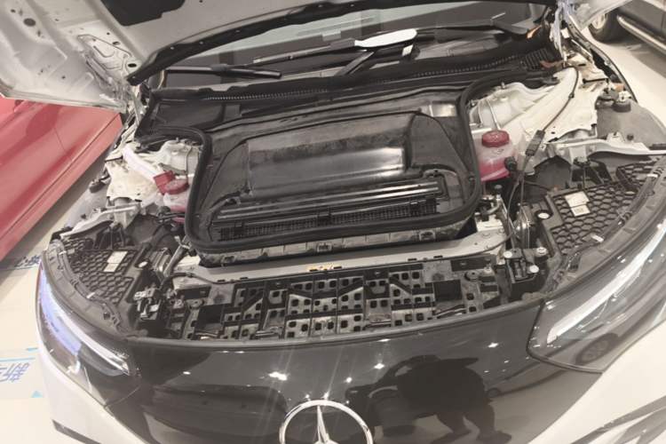 Used Mercedes-Benz EQE 2022 350 Pioneer Edition Engine Bay Right