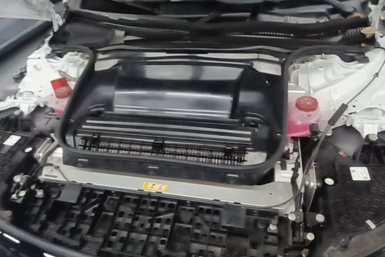 Used Mercedes-Benz EQE 2022 350 Pioneer Edition Engine Bay