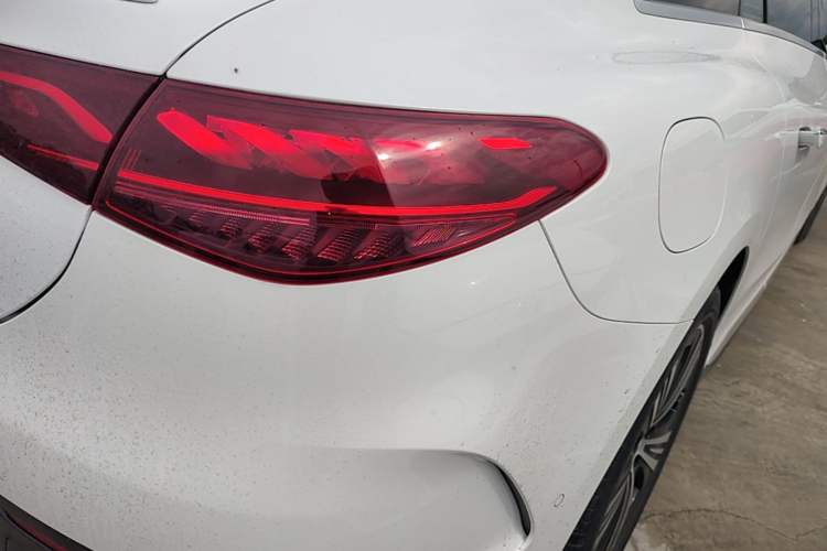 Used Mercedes-Benz EQE 2022 350 Luxury Edition Exterior 3
