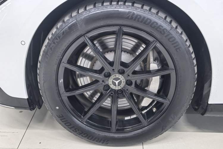 Used Mercedes-Benz EQE 2022 350 Pioneer Edition Exterior 4