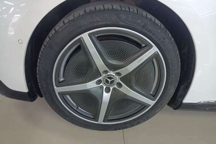 Used Mercedes-Benz EQE 2022 350 First Edition Special Version Exterior 4