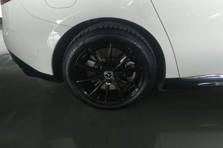 Used Mercedes-Benz EQE 2022 350 Pioneer Edition Exterior 8