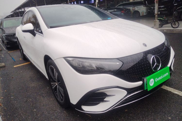 Used Mercedes-Benz EQE 2022 350 Luxury Edition Front Right 45 Deg