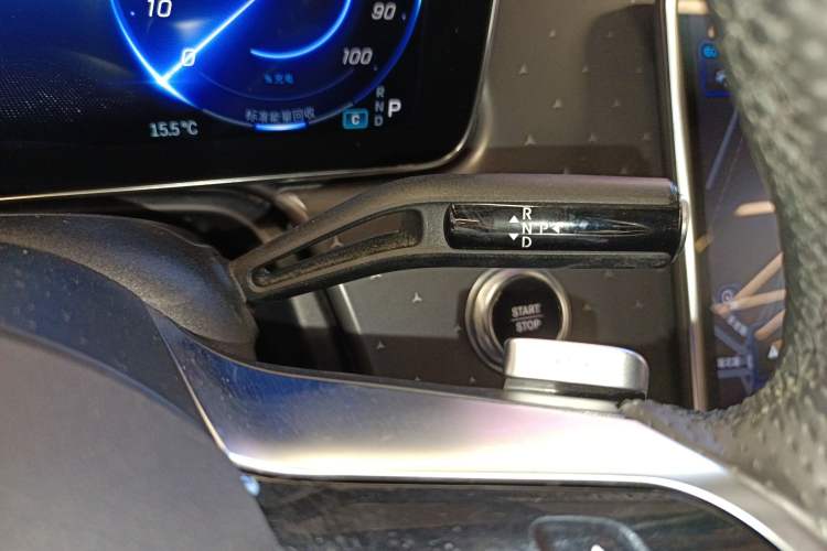 Used Mercedes-Benz EQE 2022 350 First Edition Special Version Gear Lever