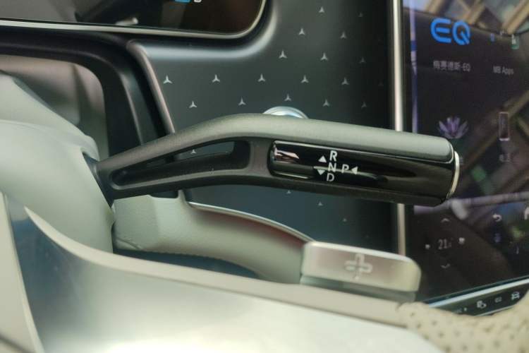Used Mercedes-Benz EQE 2022 350 First Edition Special Version Gear Lever
