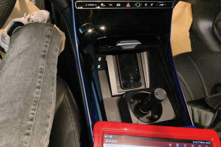 Used Mercedes-Benz EQE 2022 350 Luxury Edition Gear Lever