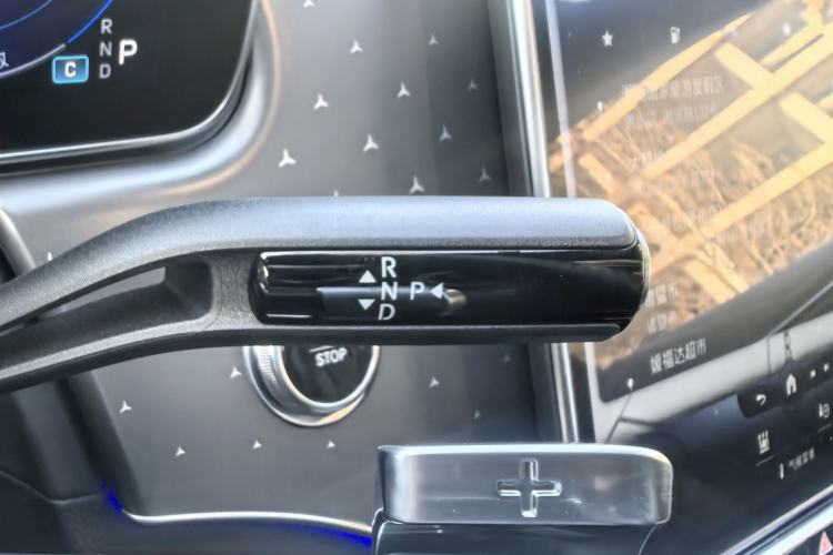 Used Mercedes-Benz EQE 2022 350 Luxury Edition Gear Lever