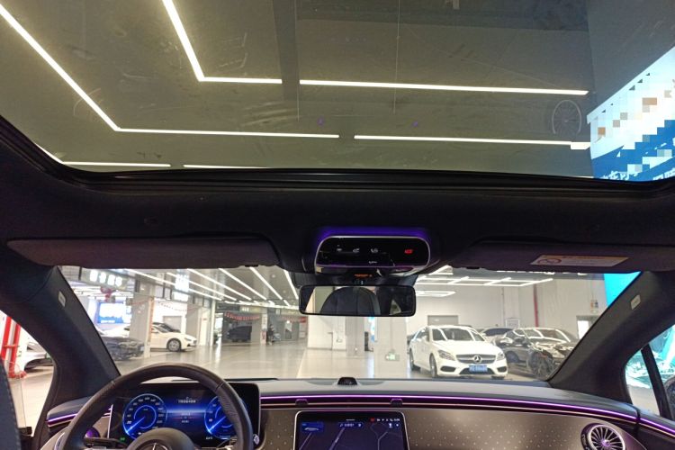 Used Mercedes-Benz EQE 2022 350 First Edition Special Version Headliner