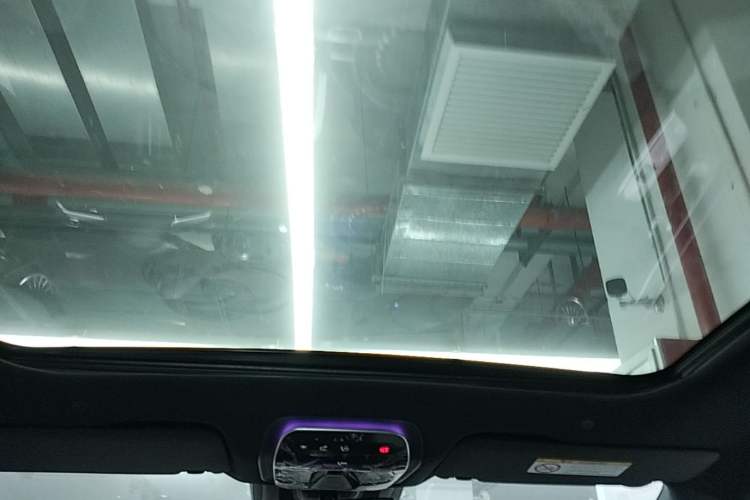 Used Mercedes-Benz EQE 2022 350 Pioneer Edition Headliner