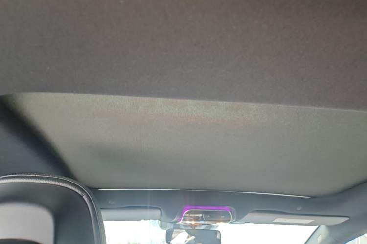 Used Mercedes-Benz EQE 2022 350 Luxury Edition Headliner