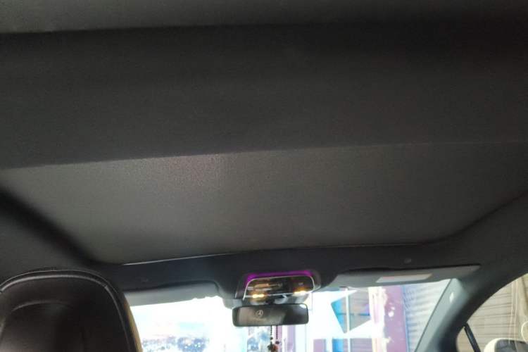 Used Mercedes-Benz EQE 2022 350 Luxury Edition Headliner