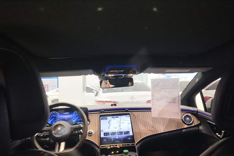 Used Mercedes-Benz EQE 2022 350 Pioneer Edition Headliner