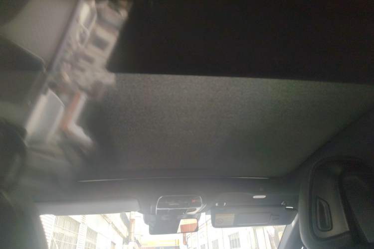 Used Mercedes-Benz EQE 2022 350 First Edition Special Version Headliner