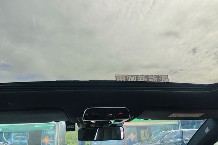 Used Mercedes-Benz EQE 2022 350 Pioneer Edition Headliner