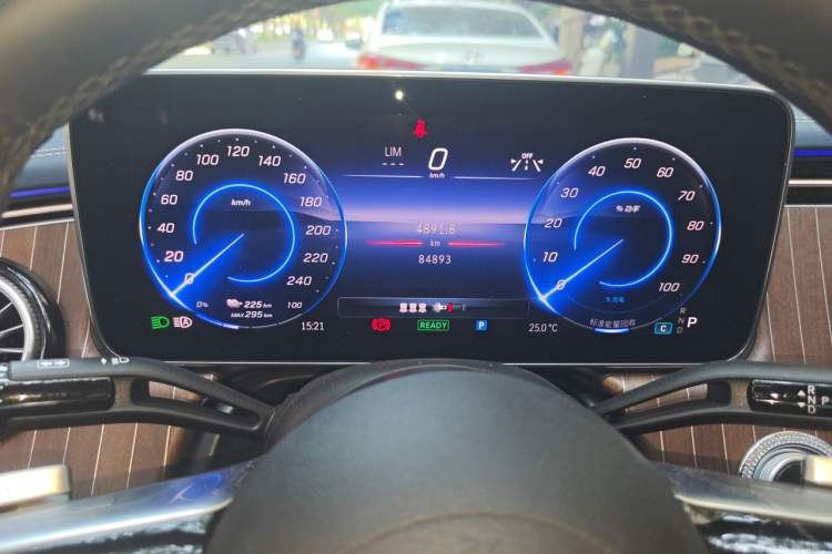 Used Mercedes-Benz EQE 2022 350 Pioneer Edition Instrument Cluster