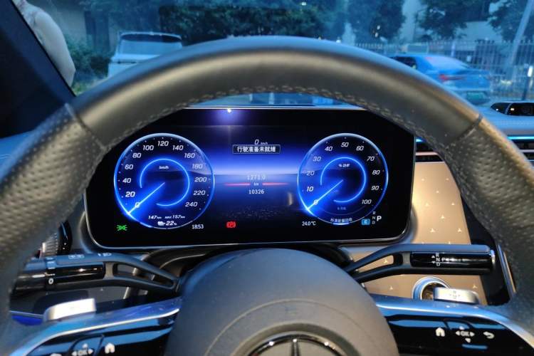 Used Mercedes-Benz EQE 2022 350 First Edition Special Version Instrument Cluster