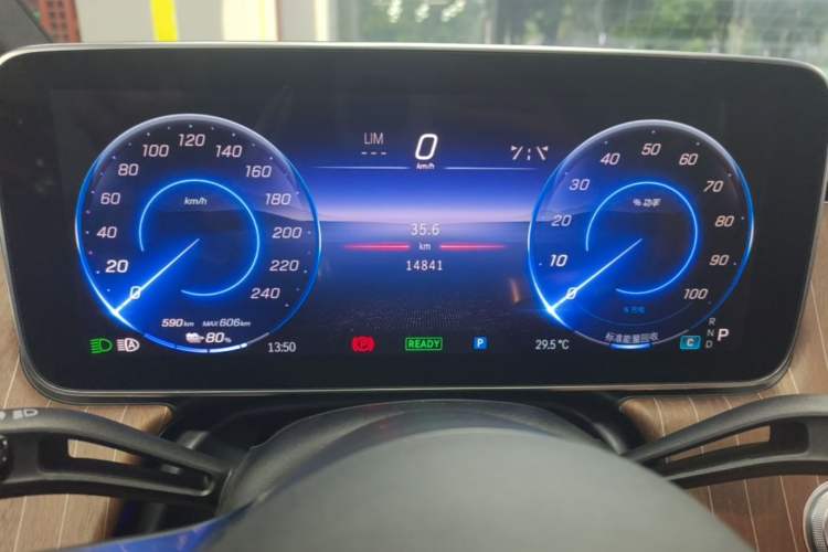Used Mercedes-Benz EQE 2022 350 Pioneer Edition Instrument Cluster