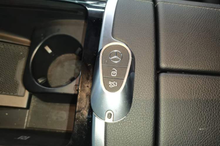 Used Mercedes-Benz EQE 2022 350 Pioneer Edition Interior 1