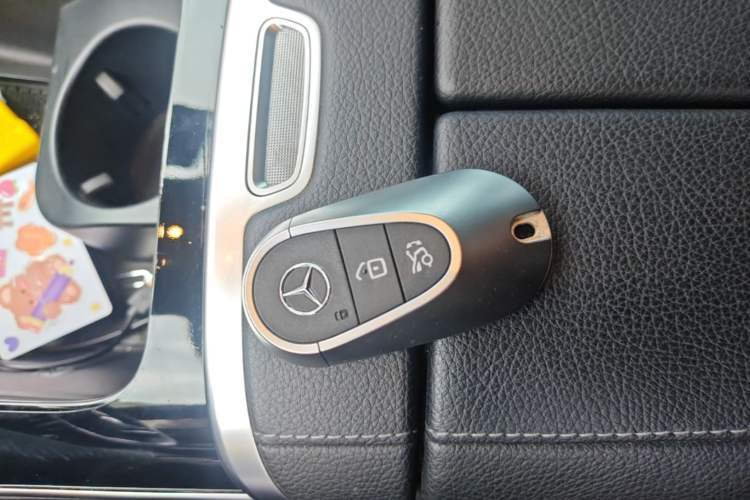 Used Mercedes-Benz EQE 2022 350 Luxury Edition Interior 1
