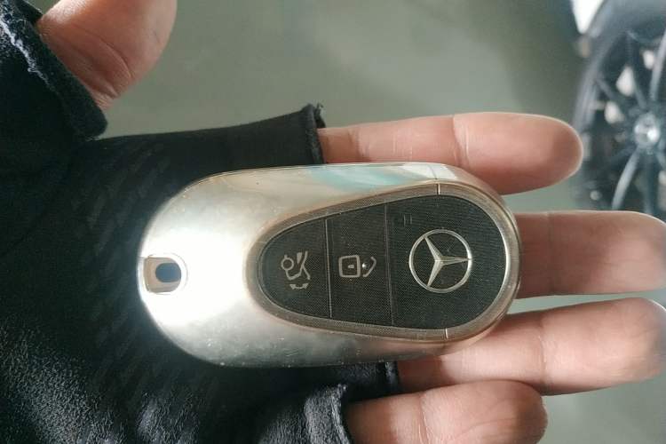 Used Mercedes-Benz EQE 2022 350 Pioneer Edition Interior 1