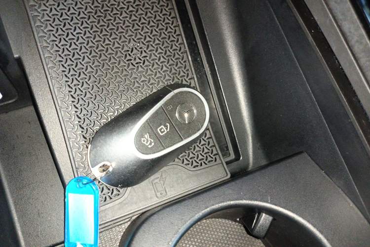 Used Mercedes-Benz EQE 2022 350 First Edition Special Version Interior 1