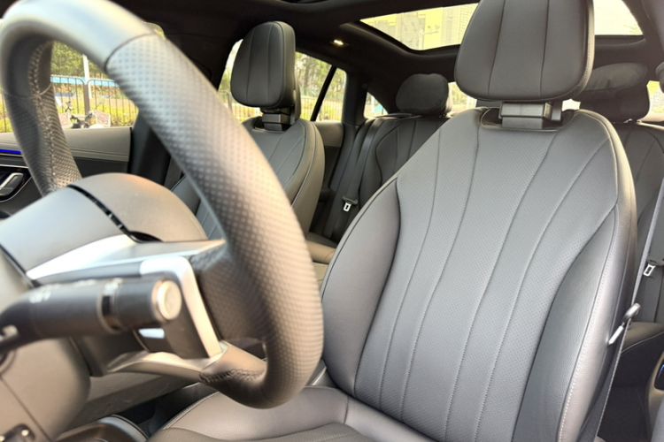 Used Mercedes-Benz EQE 2022 350 Pioneer Edition Interior 11