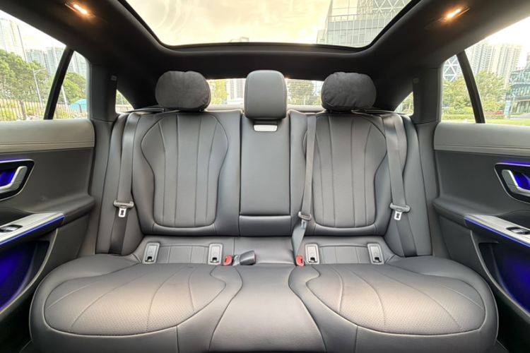 Used Mercedes-Benz EQE 2022 350 Pioneer Edition Interior 12