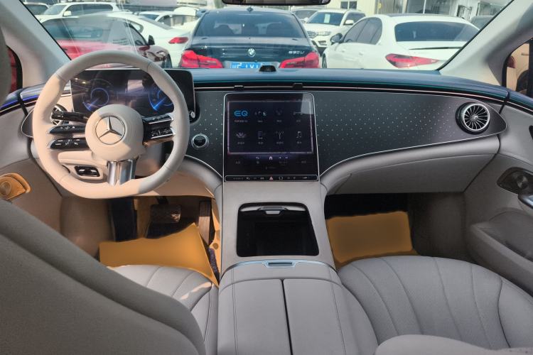 Used Mercedes-Benz EQE 2022 350 First Edition Special Version Interior 2