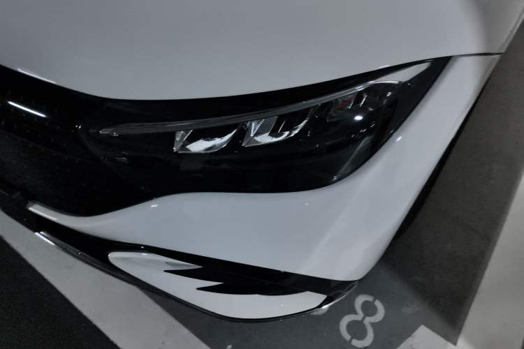 Used Mercedes-Benz EQE 2022 350 Luxury Edition Left Front Headlight