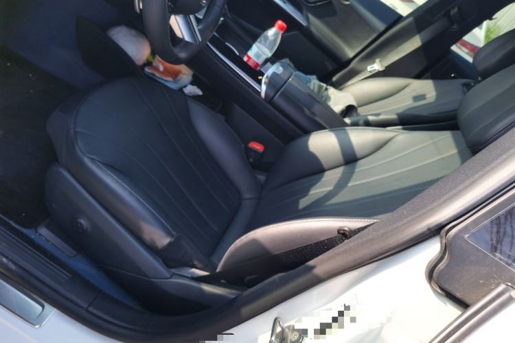 Used Mercedes-Benz EQE 2022 350 Luxury Edition Left Front Seat