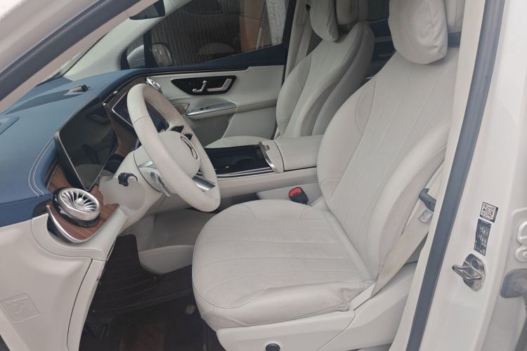 Used Mercedes-Benz EQE 2022 350 Luxury Edition Left Front Seat