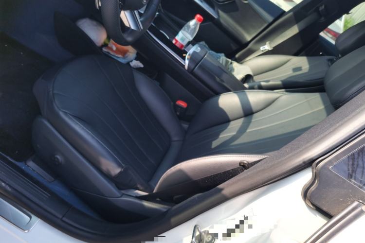 Used Mercedes-Benz EQE 2022 350 Luxury Edition Left Front Seat