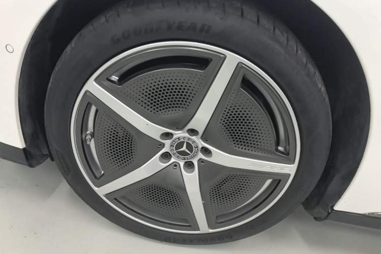 Used Mercedes-Benz EQE 2022 350 First Edition Special Version Left Front Wheel Hub
