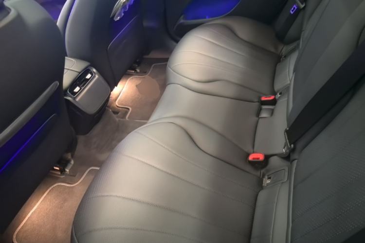 Used Mercedes-Benz EQE 2022 350 First Edition Special Version Left Rear Seat