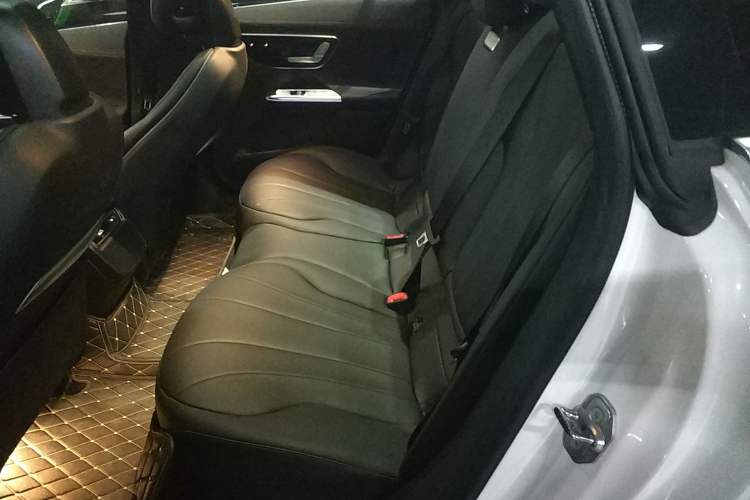 Used Mercedes-Benz EQE 2022 350 Pioneer Edition Left Rear Seat
