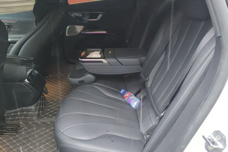 Used Mercedes-Benz EQE 2022 350 Luxury Edition Left Rear Seat
