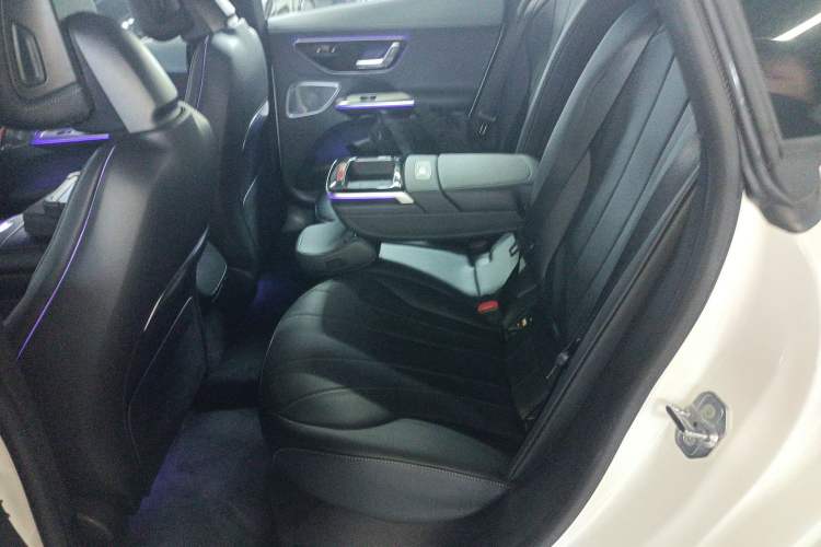 Used Mercedes-Benz EQE 2022 350 First Edition Special Version Left Rear Seat