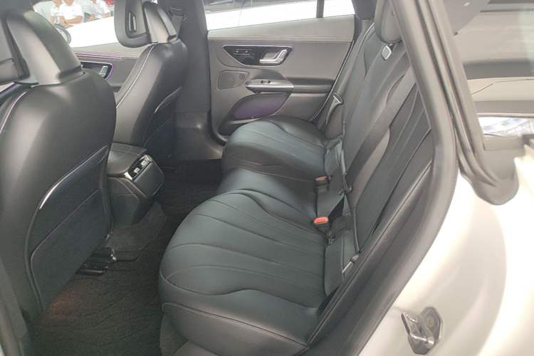 Used Mercedes-Benz EQE 2022 350 Pioneer Edition Left Rear Seat