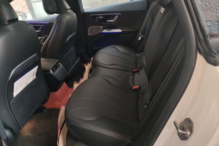 Used Mercedes-Benz EQE 2022 350 First Edition Special Version Left Rear Seat