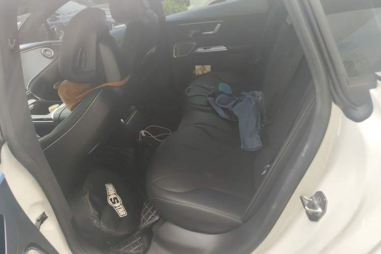 Used Mercedes-Benz EQE 2022 350 First Edition Special Version Left Rear Seat