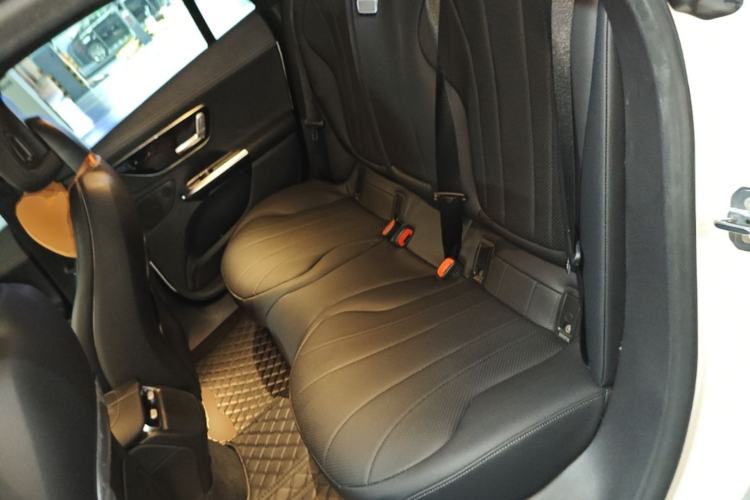 Used Mercedes-Benz EQE 2022 350 Pioneer Edition Left Rear Seat