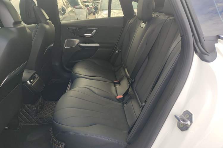 Used Mercedes-Benz EQE 2022 350 Pioneer Edition Left Rear Seat
