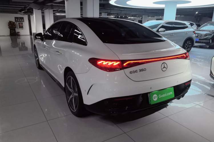 Used Mercedes-Benz EQE 2022 350 First Edition Special Version Rear Left 45 Deg
